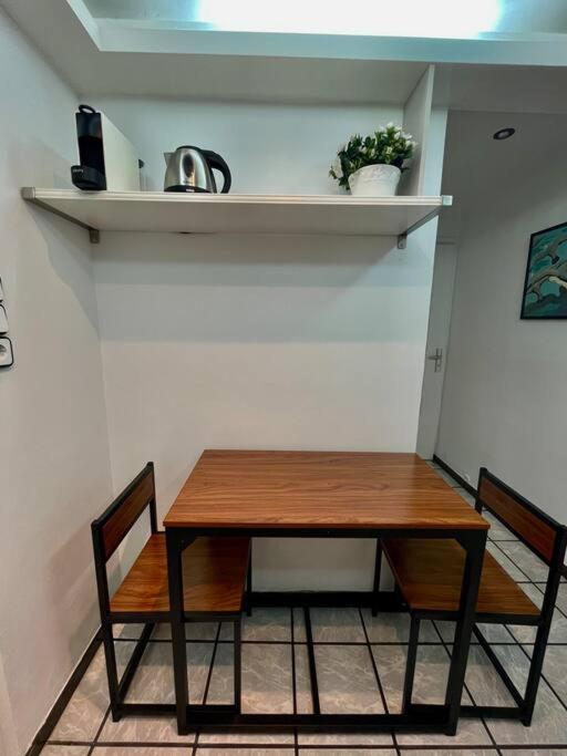 Urban Flat Next To Kalimarmaro Apartment Athens Luaran gambar